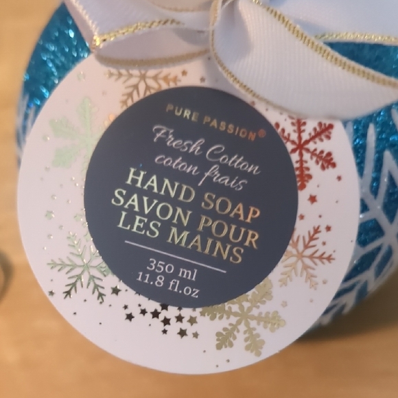 Festive Blue Hand Soap Set - Picture 3 of 4
